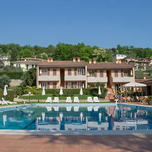 Liana Albisano Lejlighedshotel Torri Del Benaco